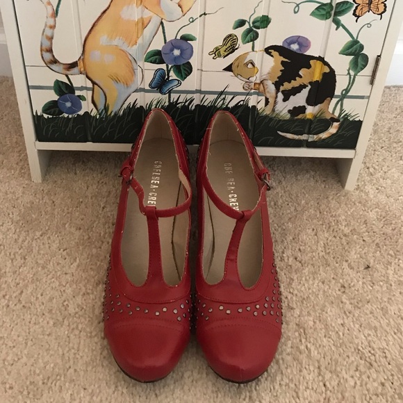 Chelsea Crew red studded t-strap heel - Picture 12 of 12